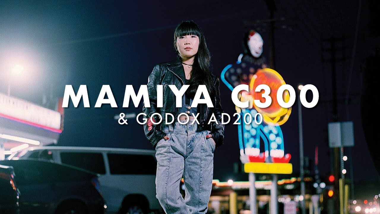 Mamiya C330 + Godox AD200