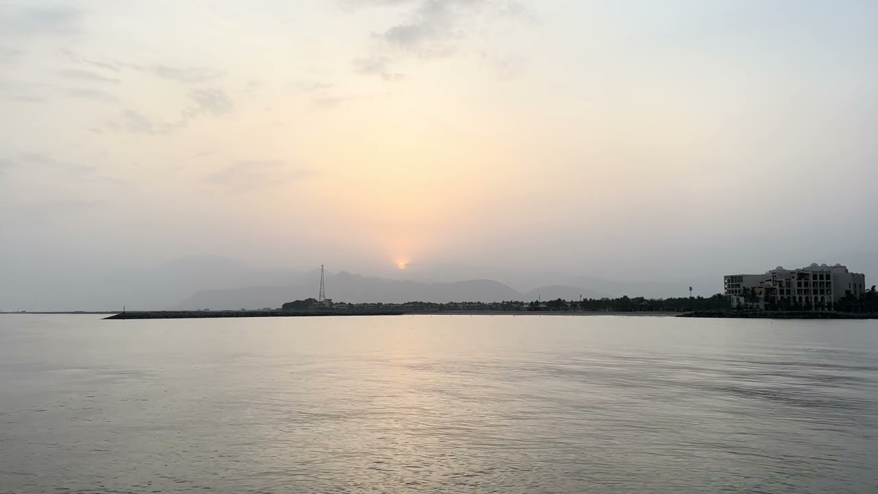 Peaceful Sunrise by the Sea 🌅 | 23 Minutes of Morning Ocean Sounds