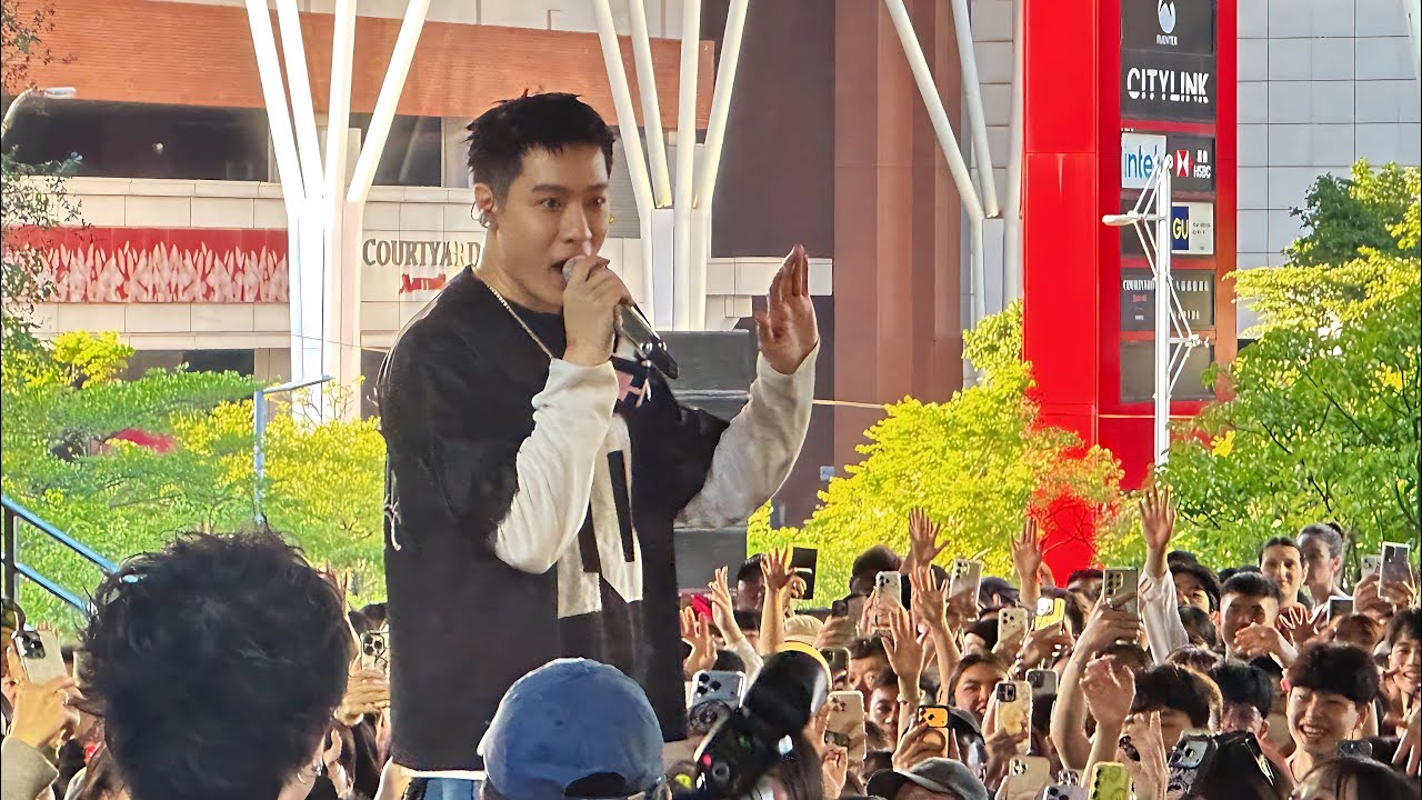 周湯豪NICKTHEREAL 首張全搖滾概念專輯「LOVE RAGE HOPE」BLOCK PARTY台北場簽唱會～我的i｜4K 2160p