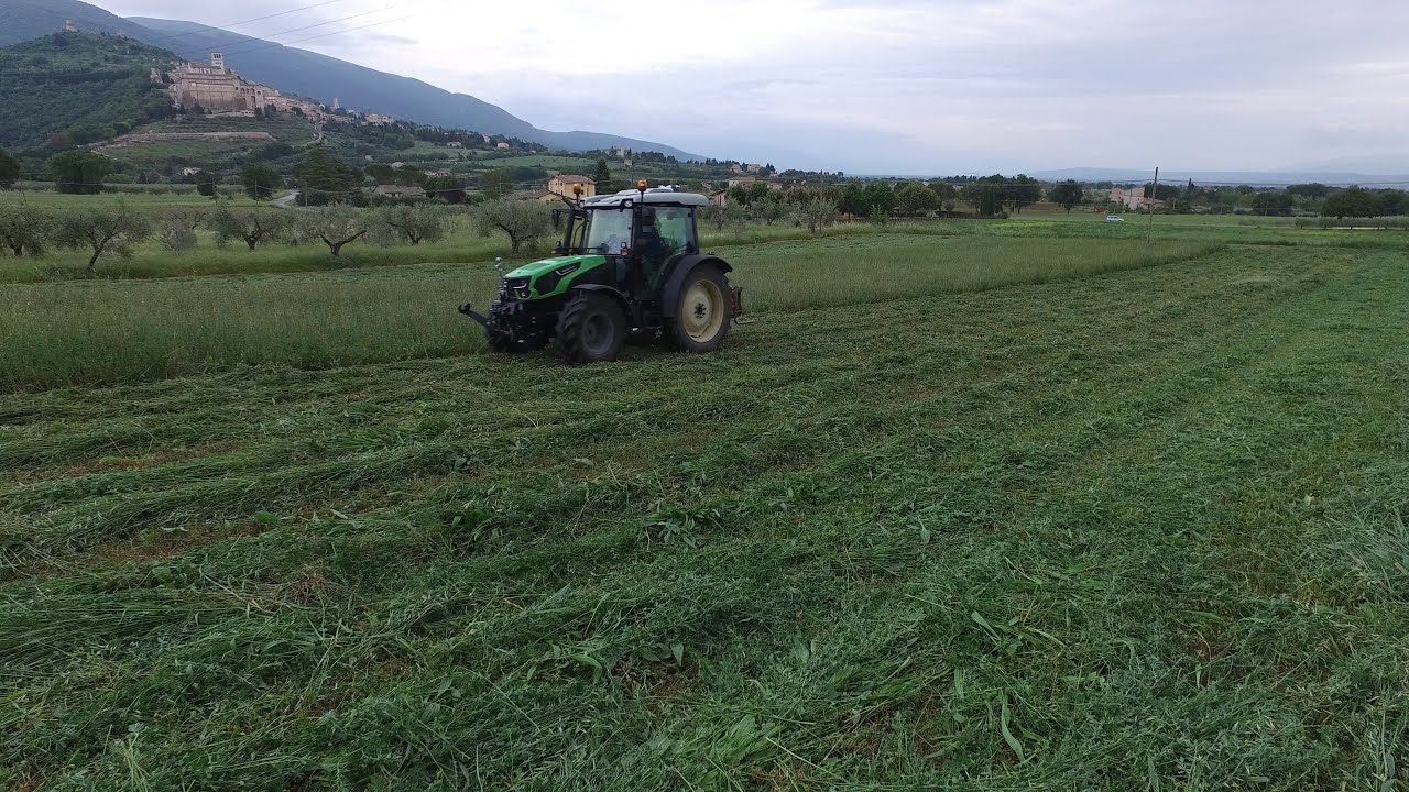 DEUTZ-FAHR 5100.4 D GS | VICON EXTRA 122 | falciatura 2021