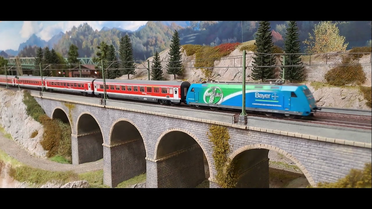 DB BR101 on the bridge