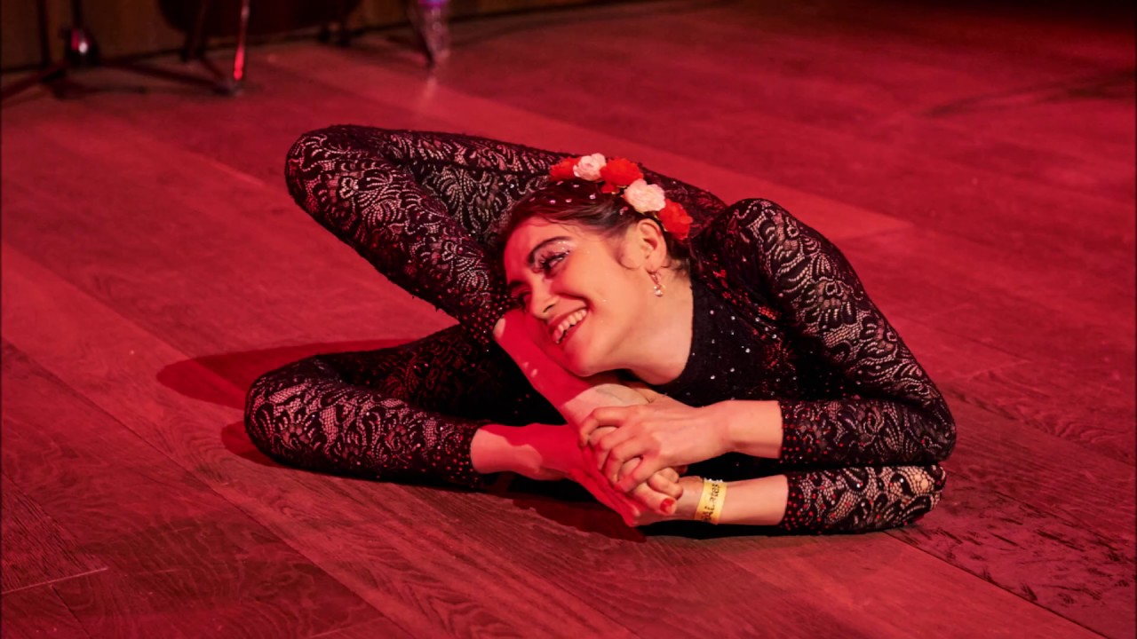 Claudia Contortionist