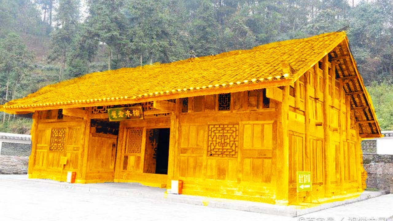 住著價值8個億的金絲楠木屋，戶主卻是個低保貧困戶，兒子窮到打光棍，看完視頻讓你大開眼界