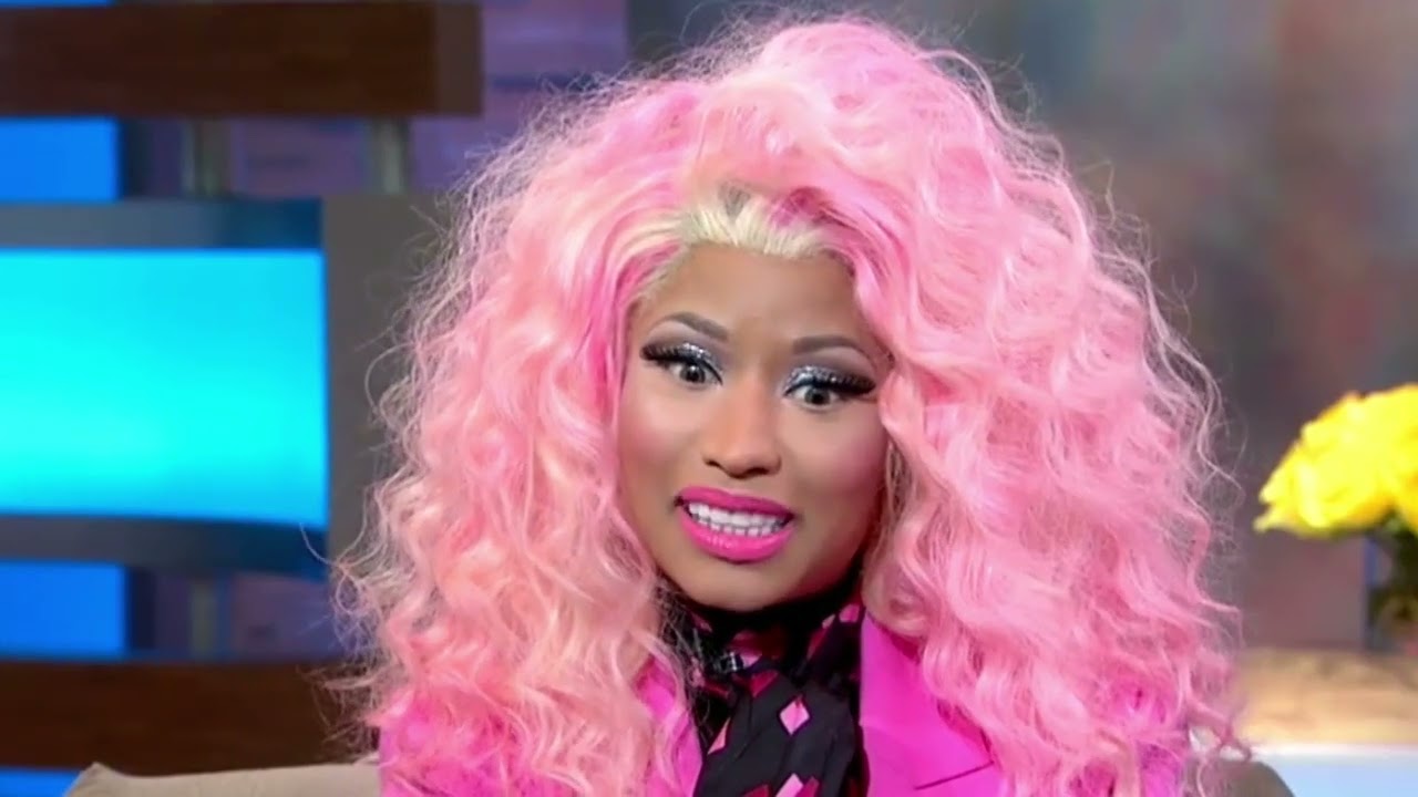 Nicki Minaj EMBARRASSED at the Grammy Awards?!  Attacks Lizzo & Halts Album