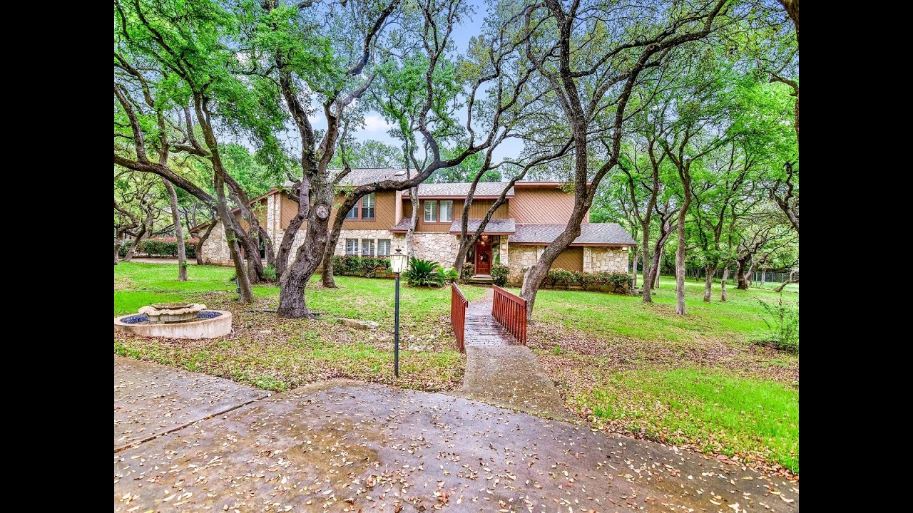 Secluded Home with Pool in Hill County Village