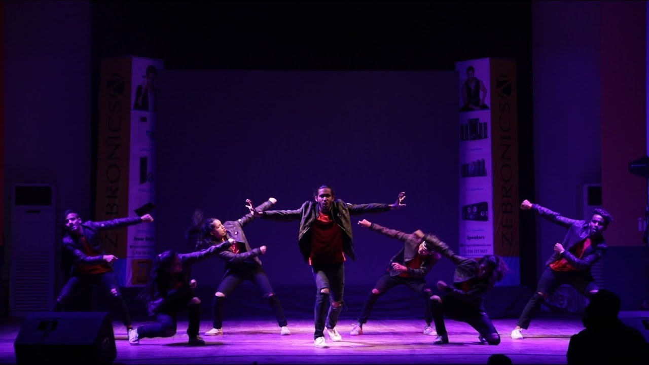 Power Packed Dance by Illusion Crew from Ram Lal Anand College | Oasis 2018