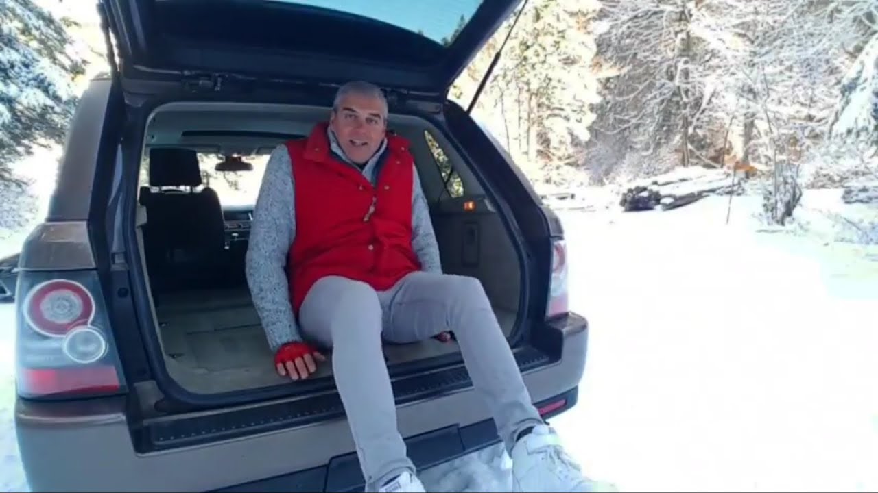 Range Rover Sport L320 driven in a snowy Switzerland Driving With Gloves