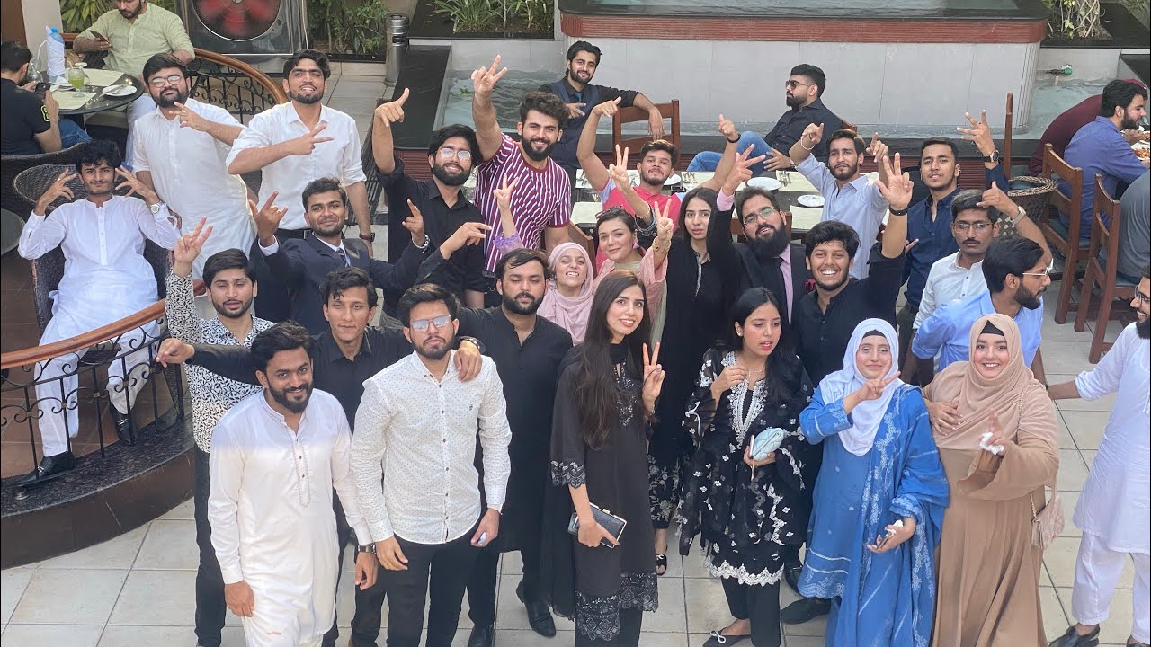 |LAST DAY of UNIVERSITY LIFE♥️|FARWELL DINNER| |UET LAHORE|