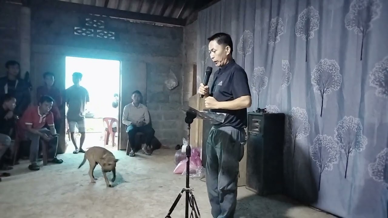 Xh ntxoov lauj qhia