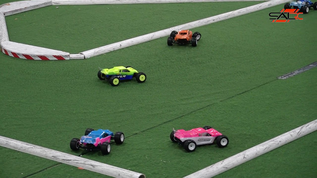Stadium Truck A-Main RC Race | Turf Burners Raceway Monster's Ball 2021