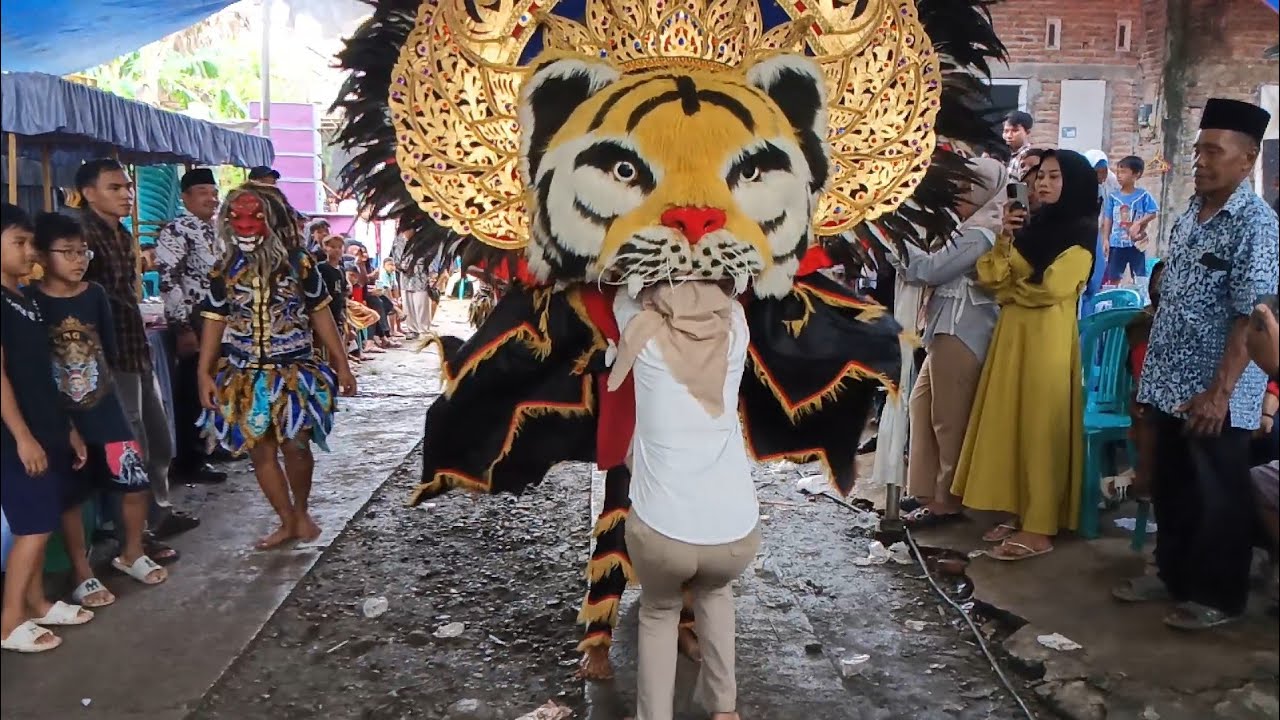 WOW❗Cewek Hijab Dicaplok Barongan Dewa Dewi Di Tangkis Guntur