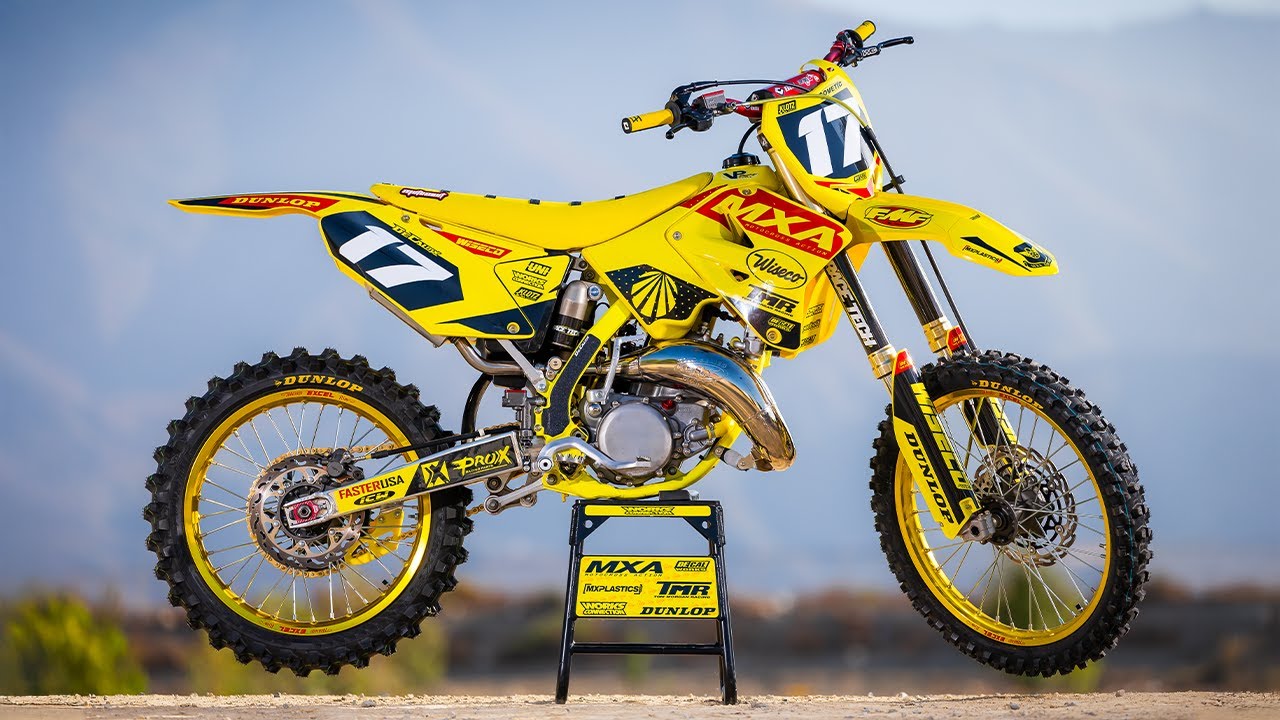 ВОЗВРАЩЕНИЕ К ЖИЗНИ: Мы ездим на двухтактном Suzuki RM125 2006 года выпуска.