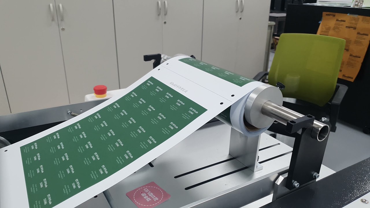디지탈평판컷팅기 PK-600 제품 한대로 낱장 및 롤컷팅도 가능한 제품(Digital Sheet cutter CUTTING MACHINE