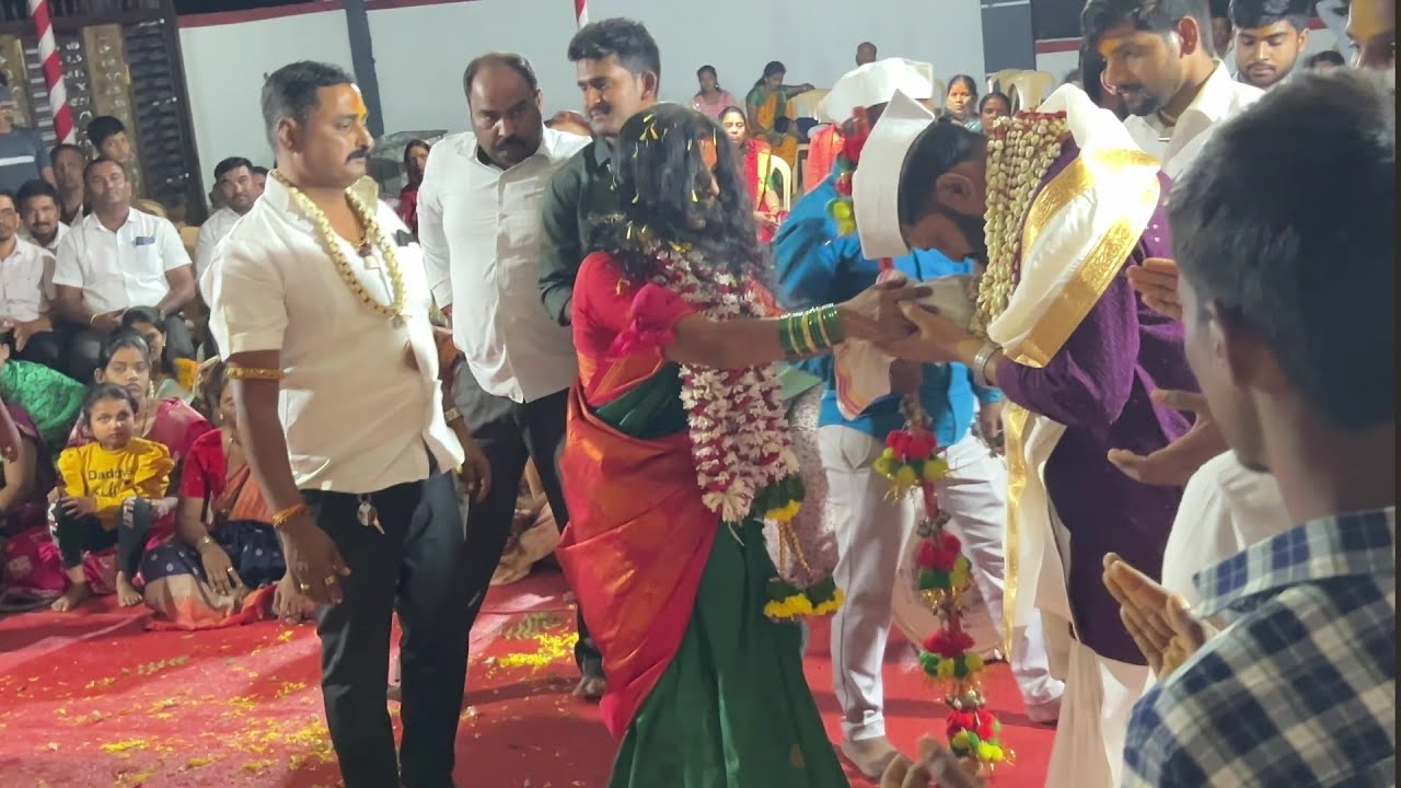 ज्ञानमाळ जाधव परिवार  गुरुवर्य सोमनाथ भाऊ आव्हाळे 9822307547 हा व्हिडिओ नक्की बघा