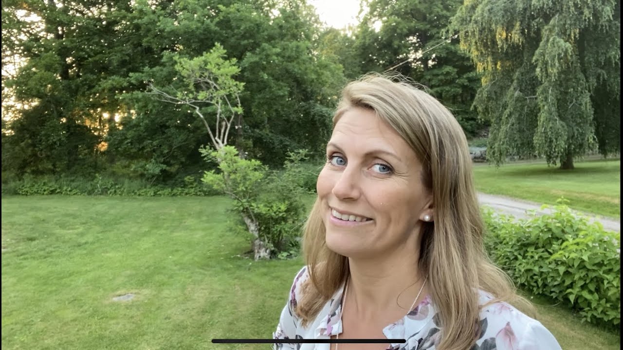 Trädgårdspromenad i juni