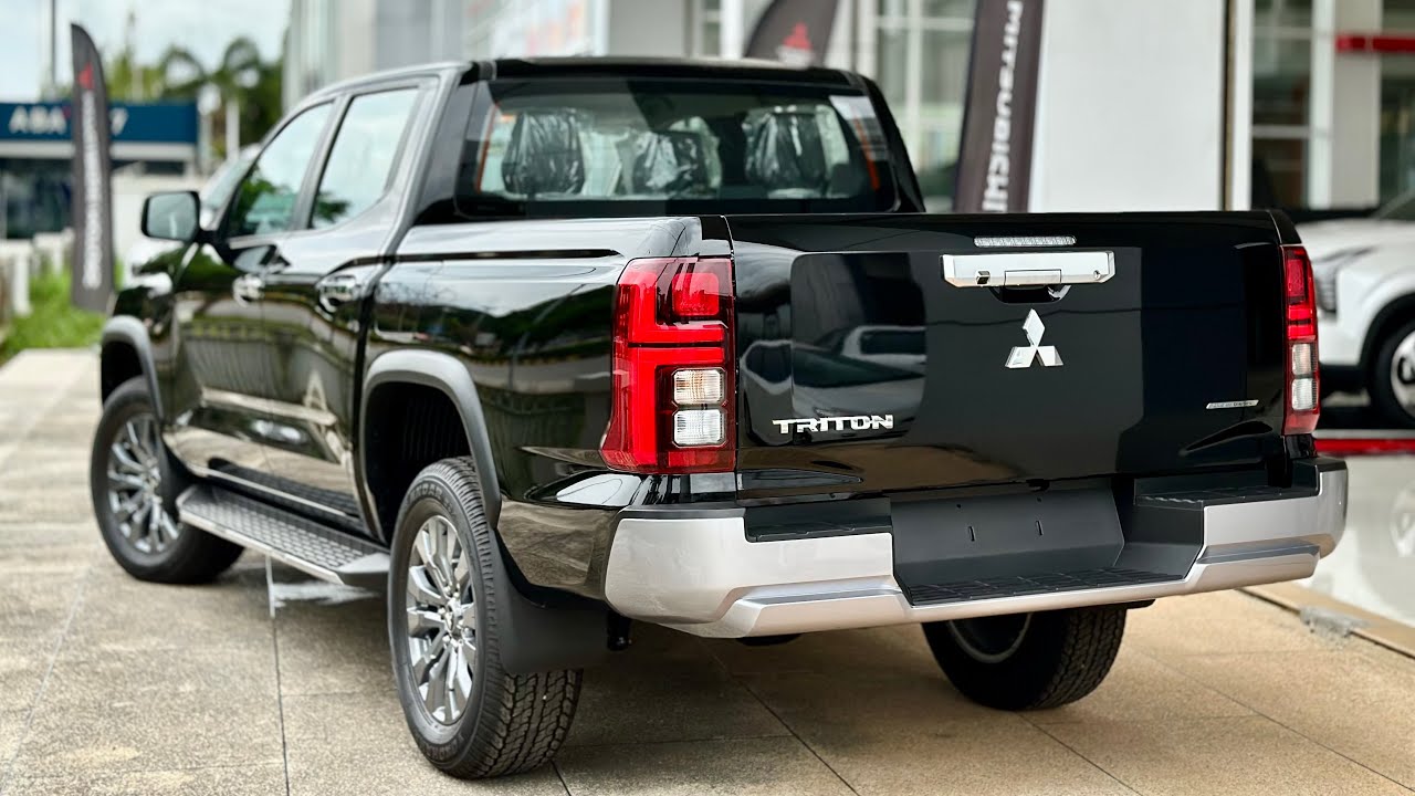 2024 Mitsubishi TRITON - 2.4L Turbo 4WD Off Road | Black Color