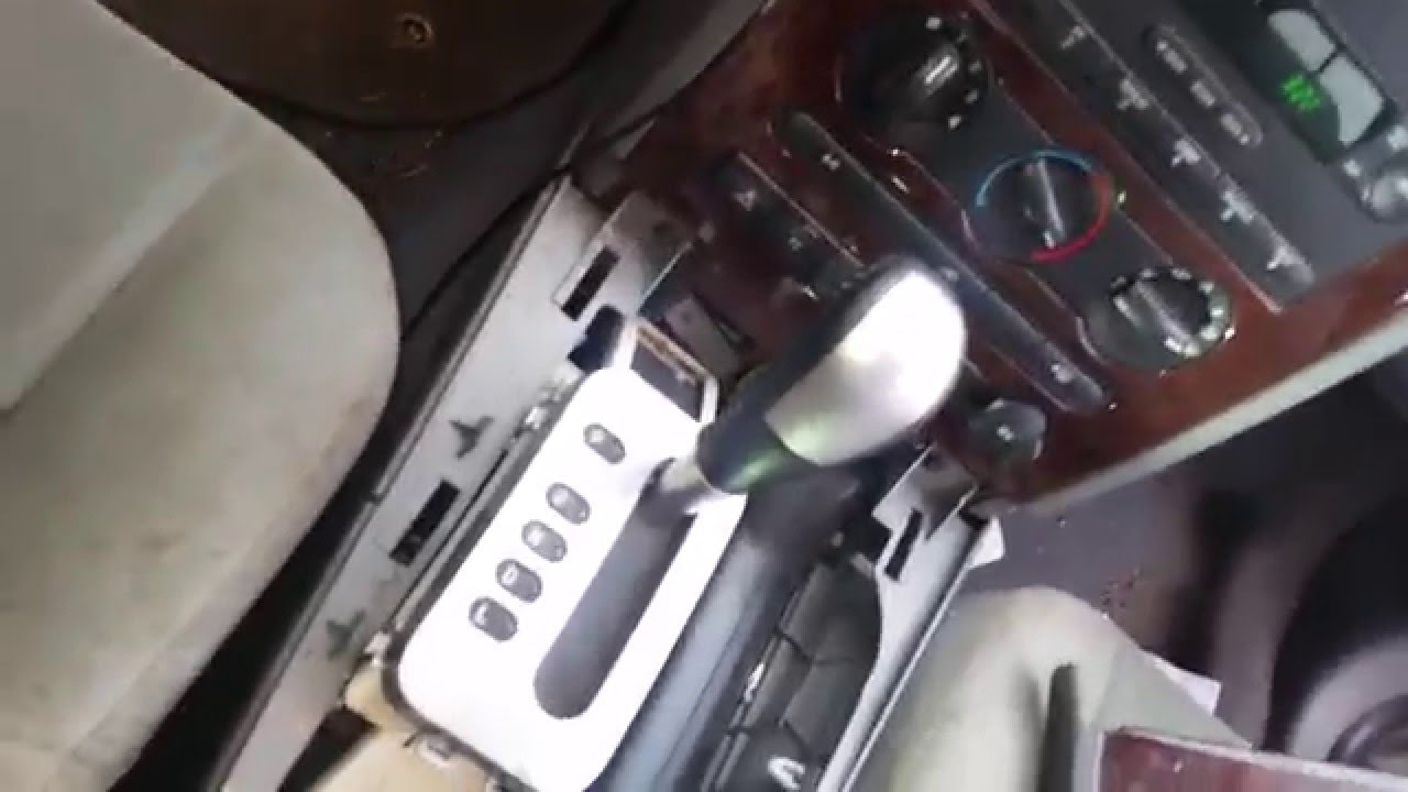 Как переключить передачу на нейтралку на Ford Five Sotto 2007 года выпуска