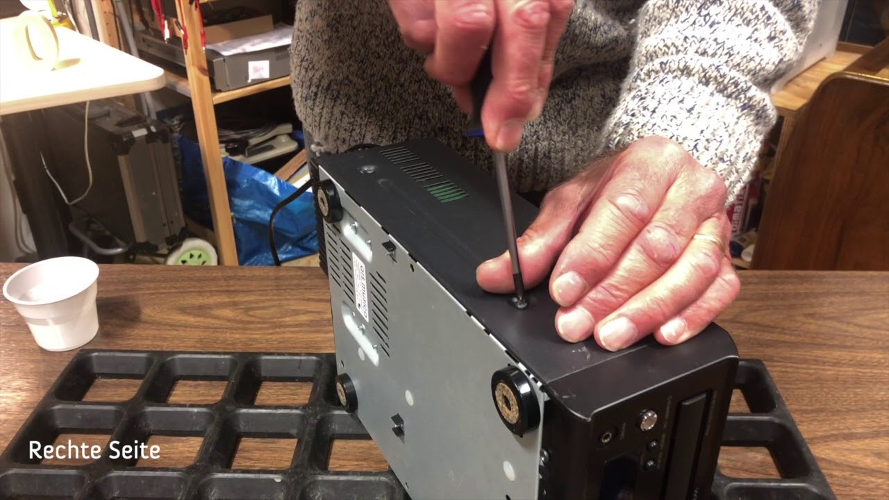 CD-Player liest CD nicht ein? RepStatt Basel präsentiert: Linse reinigen in 5 Schritten! @Markthalle