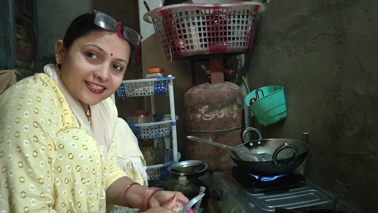 दोस्तों देखिए हम क्या बना रहे है ..❤️❤️