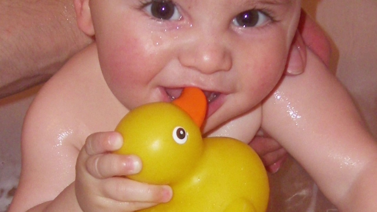 Looking after your baby when you have De Quervain's