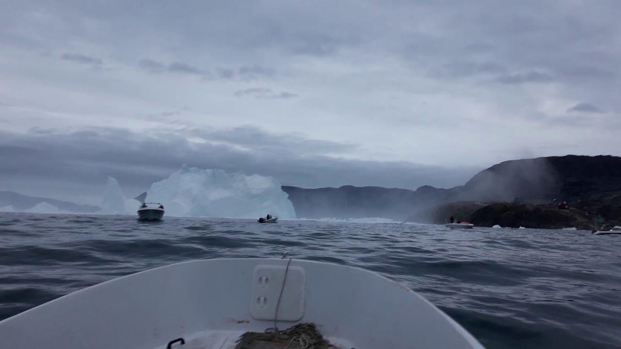 Innaarsuit Huge Iceberg Collapse 2