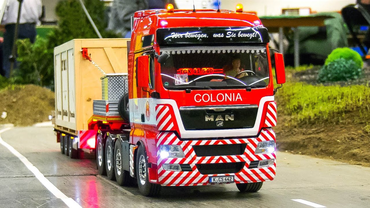 RC MODELL LKW INTERMODELLBAU DORTMUND MESSE, FERNGESTEUERTE BAGGER, RC TRAKTOREN, RC MASCHINEN