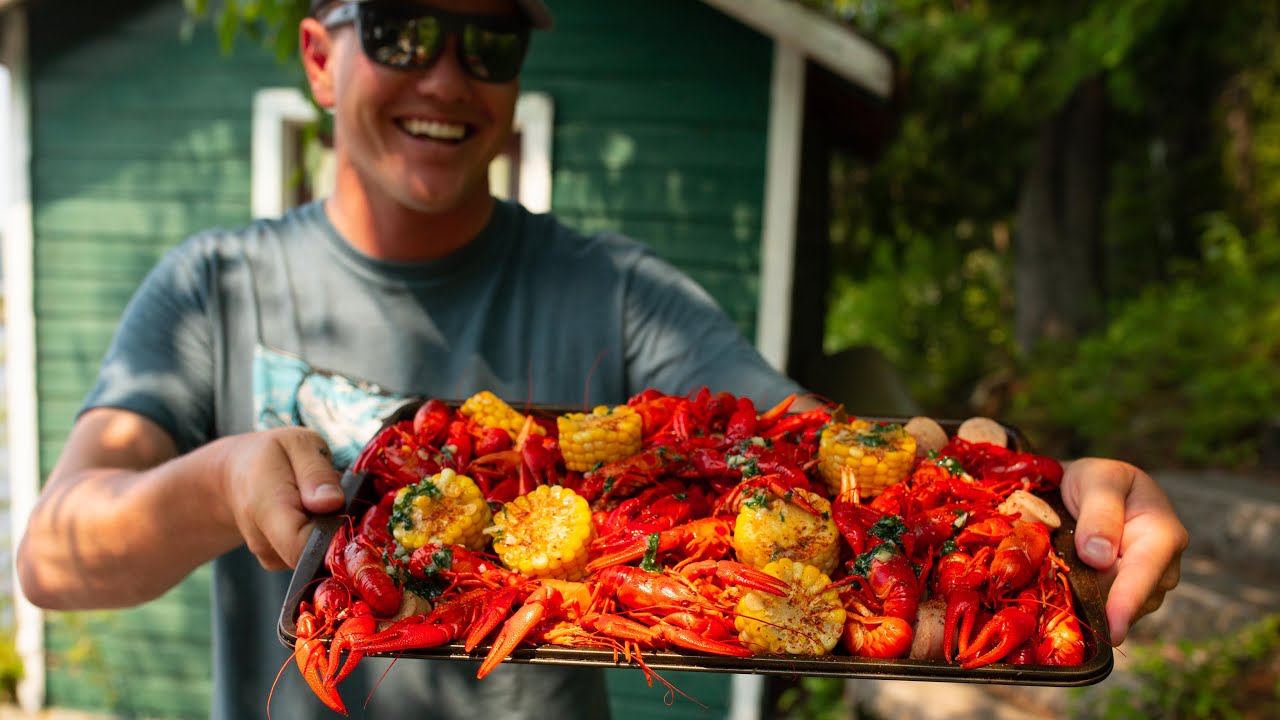 How To CATCH, COOK, AND CLEAN Rusty Crawfish (Invasive Species)