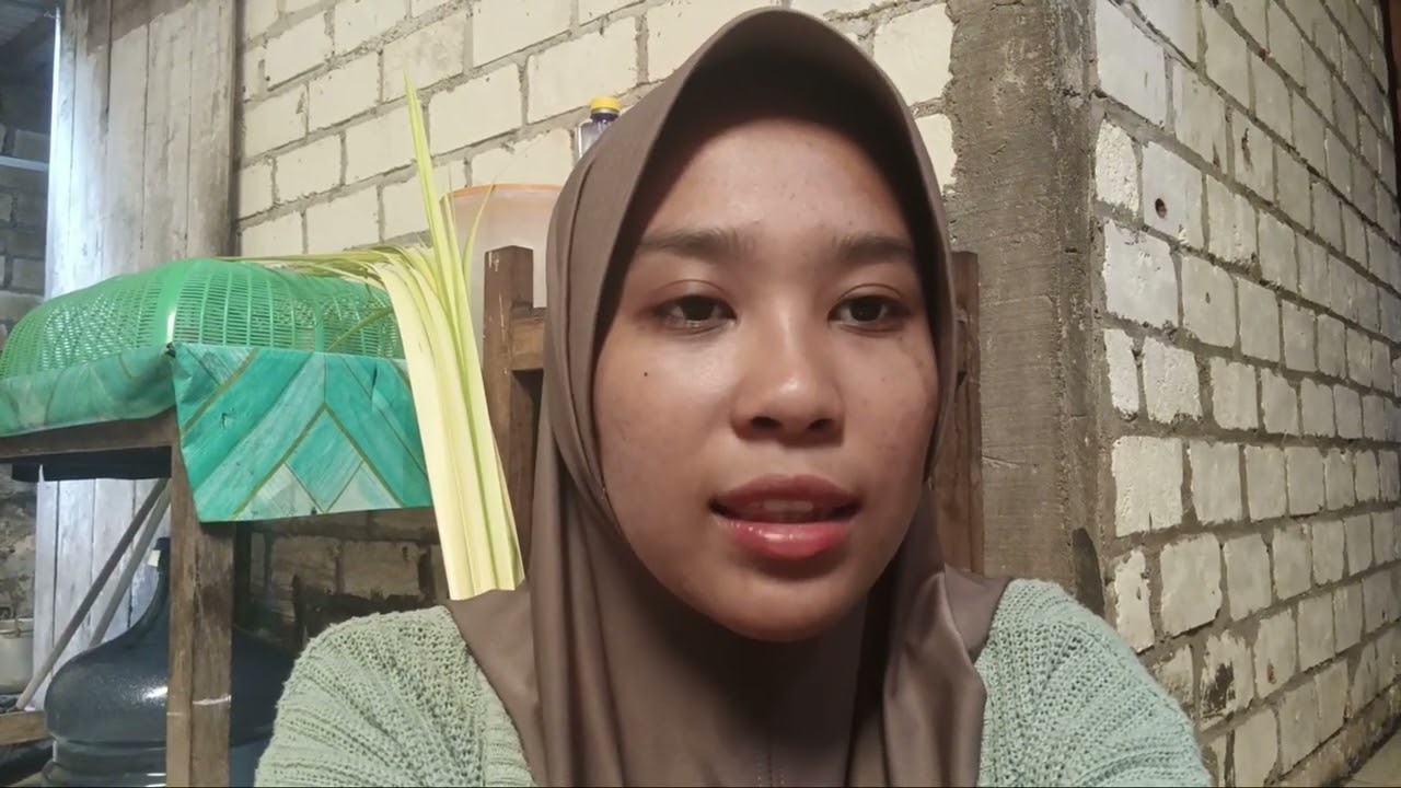 Nama : Awaliyah Fatikhatunnajah  12 Mipa 1 absen 09 ( tugas ujian praktek ski lagu walisongo)