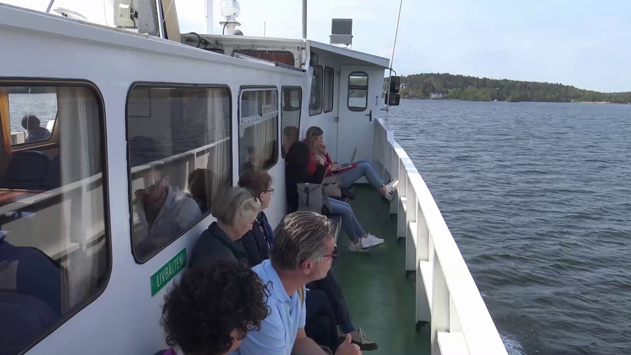🇸🇪From Stockholm to Ekerö by boat