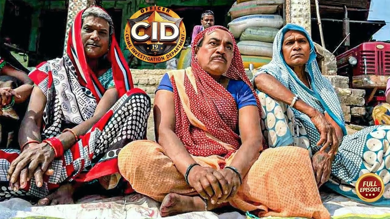 এসিপি প্রদ্যুম্ন দয়া এবং অভিজিৎ যখন খুনির আস্তানায় পৌঁছান, তখন তারা মহিলাদের ছদ্মবেশে আসেন | CID