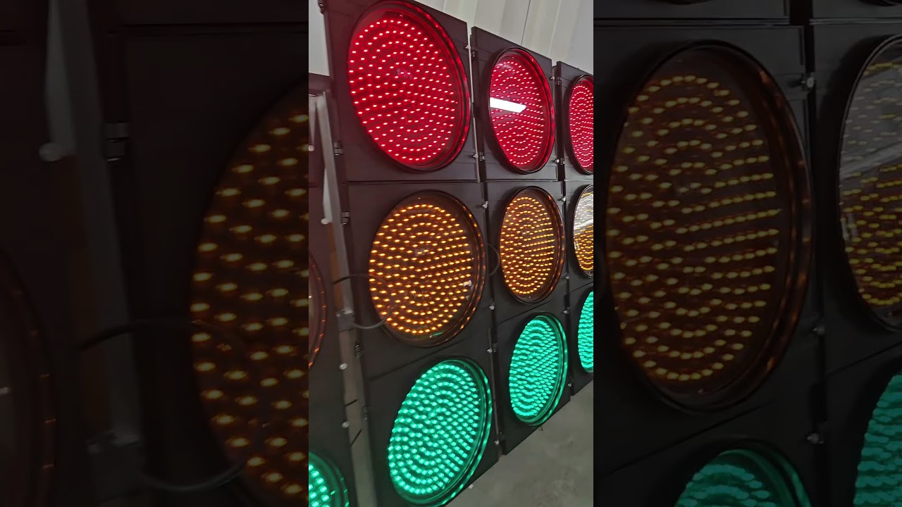 400mm traffic signal light #manufacturing #ledlights #traffic signals