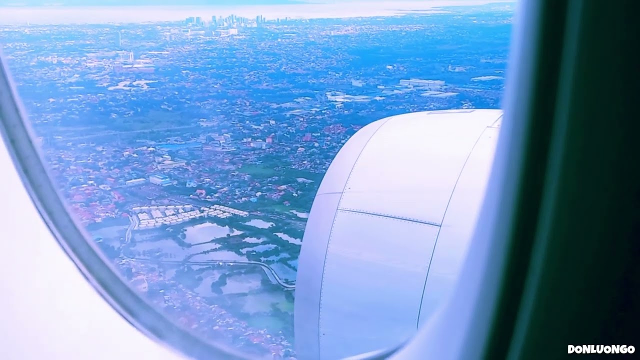 Singapore Airlines A350 Landing in Manila