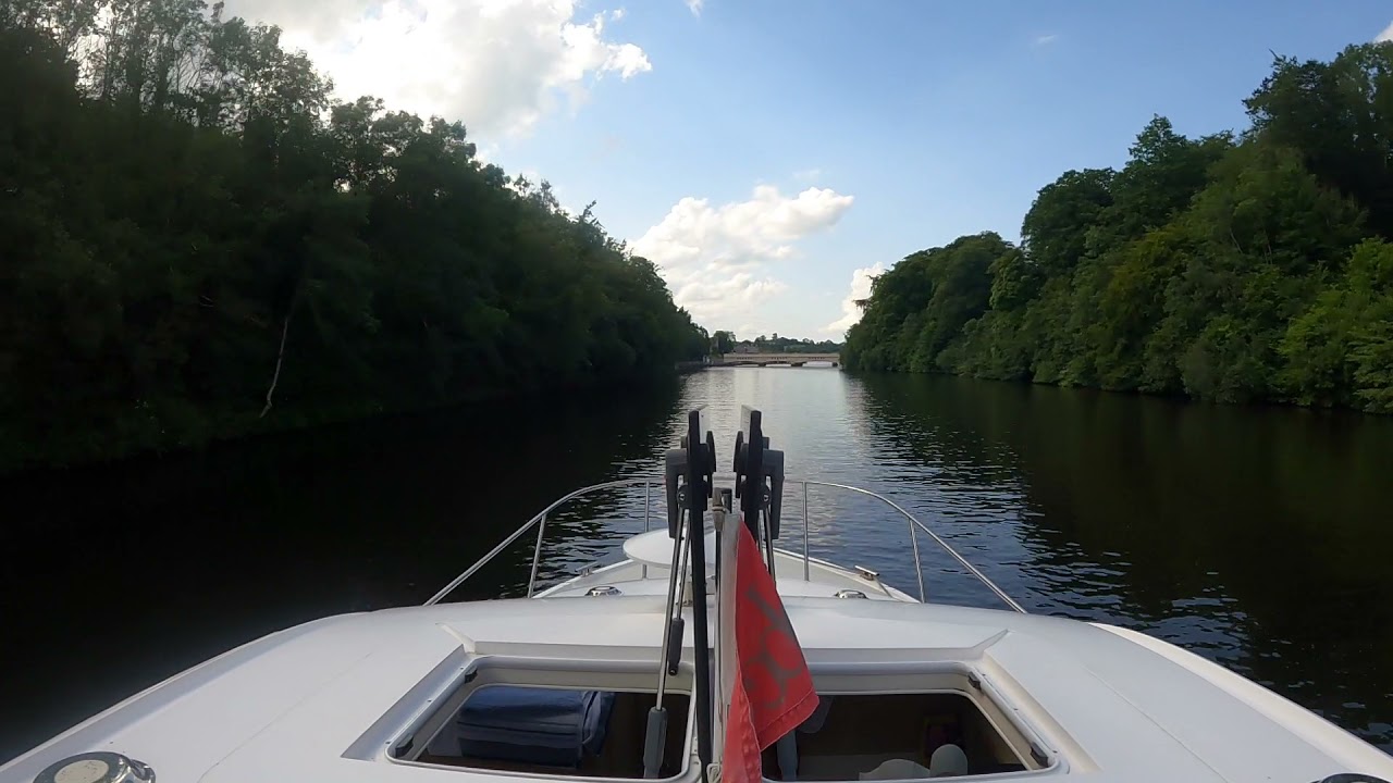 Cruising Erneside - Devenish Island