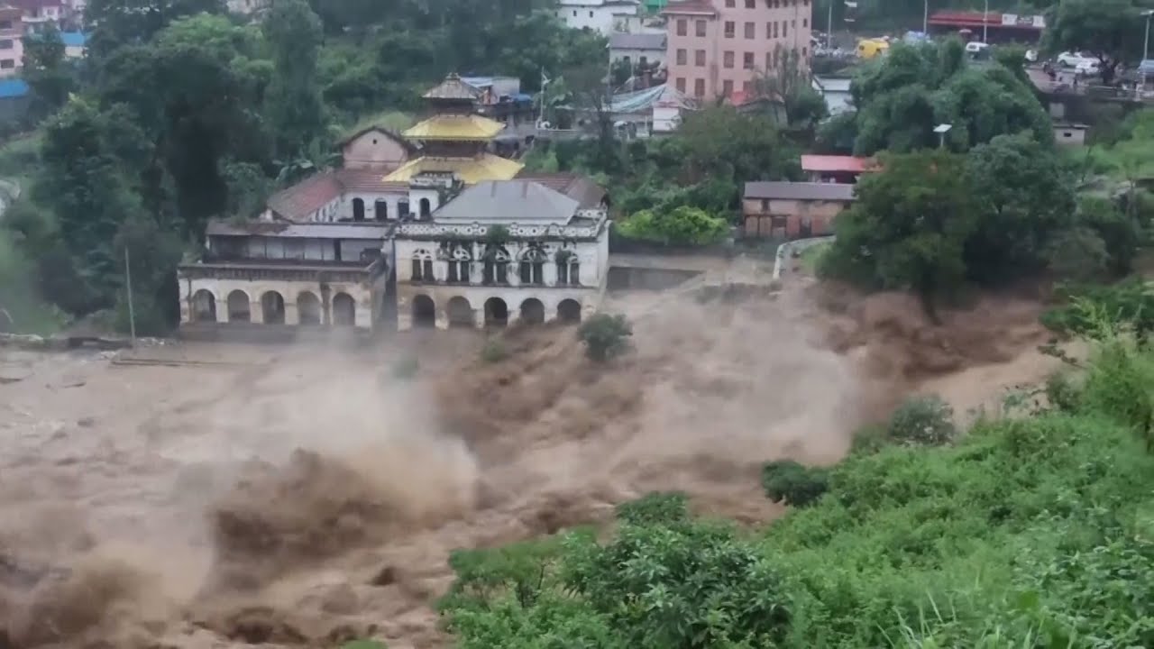 Flooding in Nepal&rsquo;s capital kills at least 32 people | VOA News