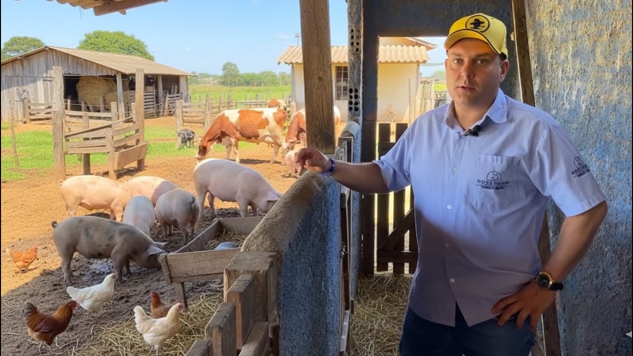 ELE NOS MOSTROU SEU SÍTIO ENQUANTO ALIMENTAVA OS ANIMAIS