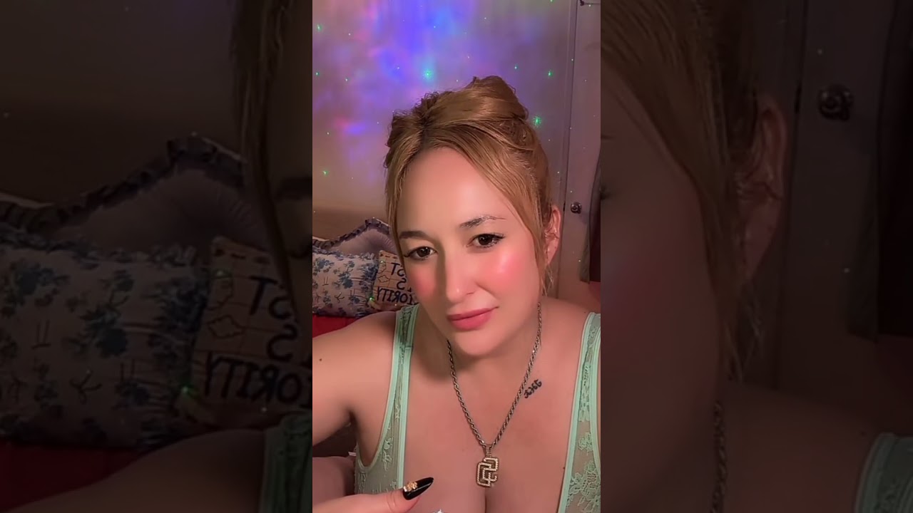 Routines 💝💖 Woman no bra her nipples visible brown part II 🎉