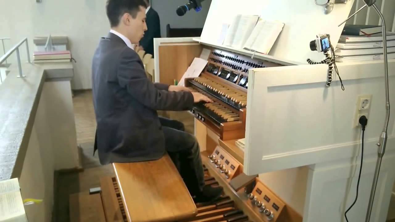 GGB 322: Halleluja. Ihr Christen, singet hocherfreut (O filii et filiae)