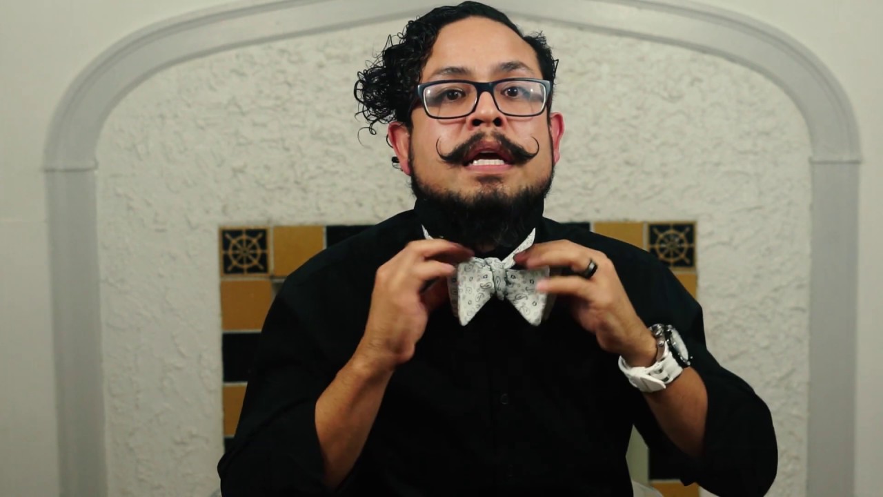 Bow tie tips and tricks by Rebellious Bowties