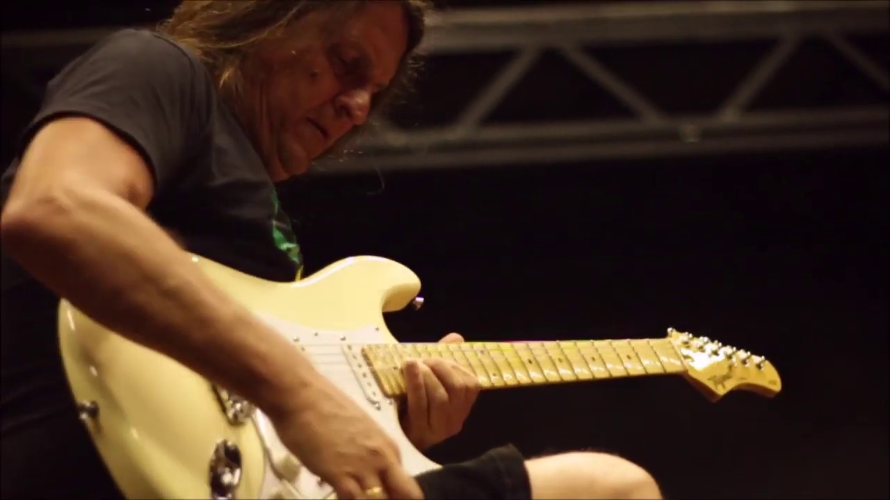Edu Ardanuy tocando o modo frigio dominante - Festival Todas as Tribos 2018