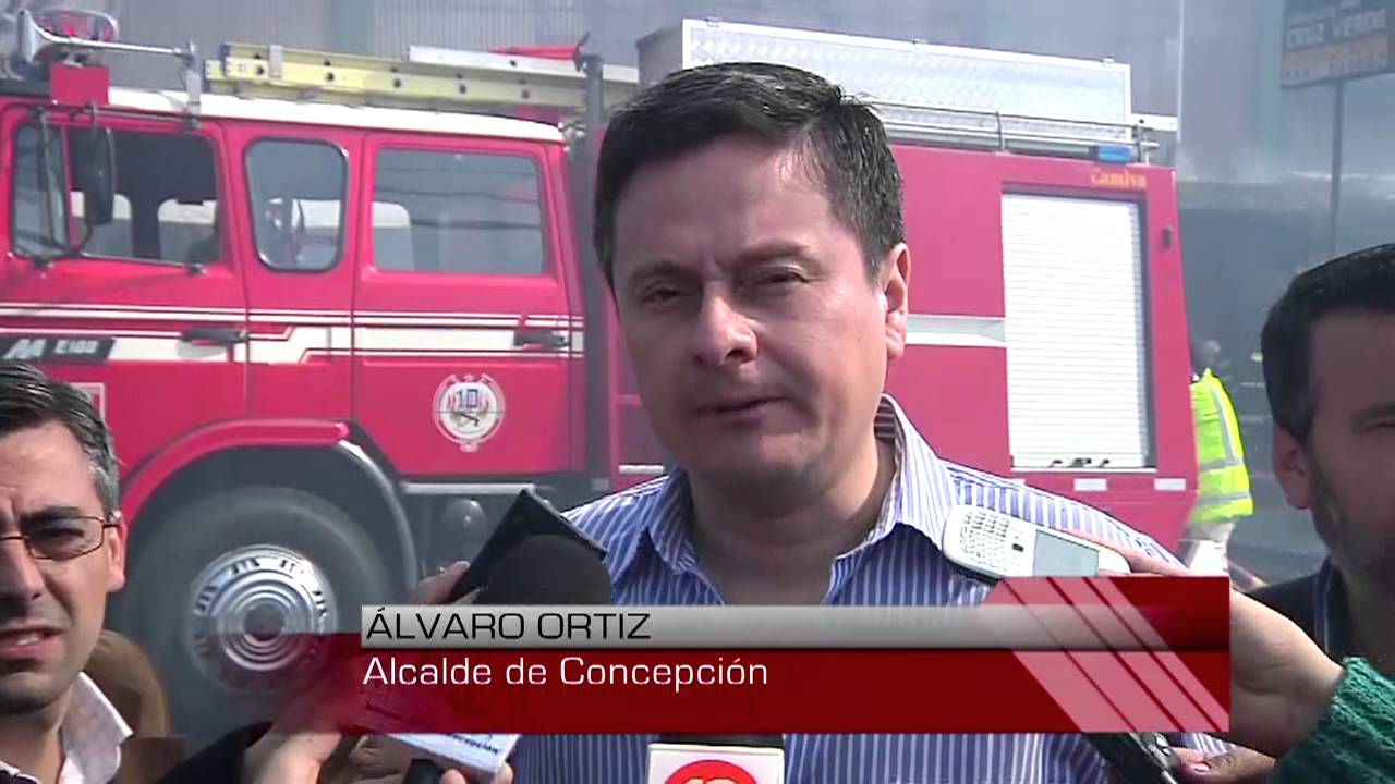 Feroz incendio destruyó el Mercado de Concepción