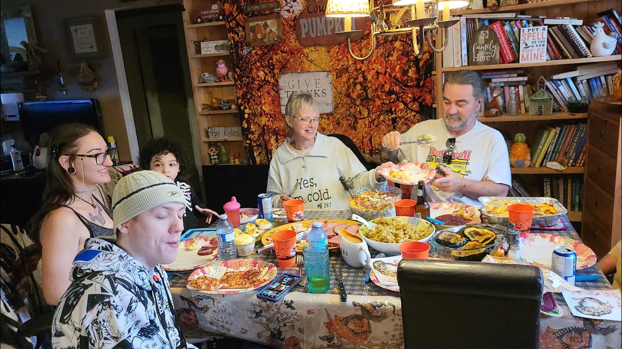 FRIENDS THANKSGIVING SPECIAL!