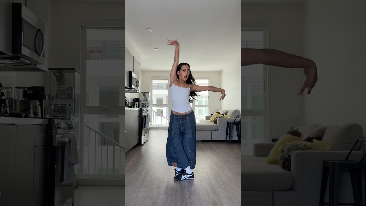 Katseye x GAP Milkshake Dance 👖 #katseye #milkshake #dancing