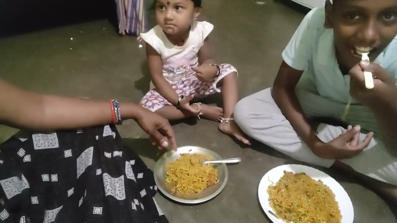 ସମସ୍ତେ ପୋଲେଇଲେ ଆମେ ଏକୁଟିଆ ହେଇଗଲୁ 😄#viralvideo #cutebaby #vlogger 