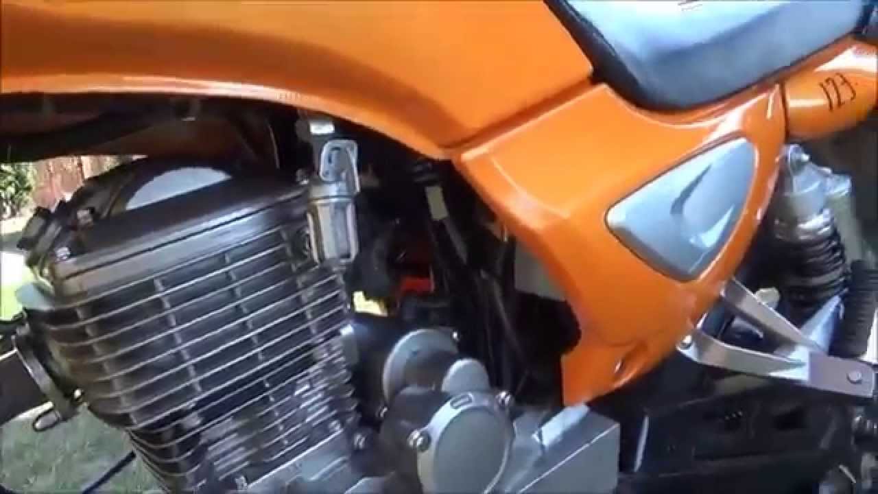 Stukanie w silniku JUNAK 123 Silnik 156FMI - Jak rozwiązać problem - naprawa