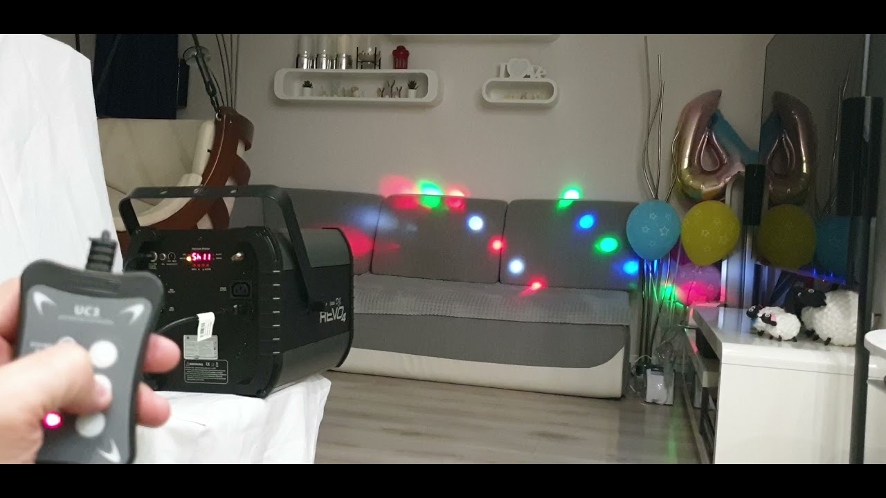 American DJ ADJ Revo 4 z pilotem