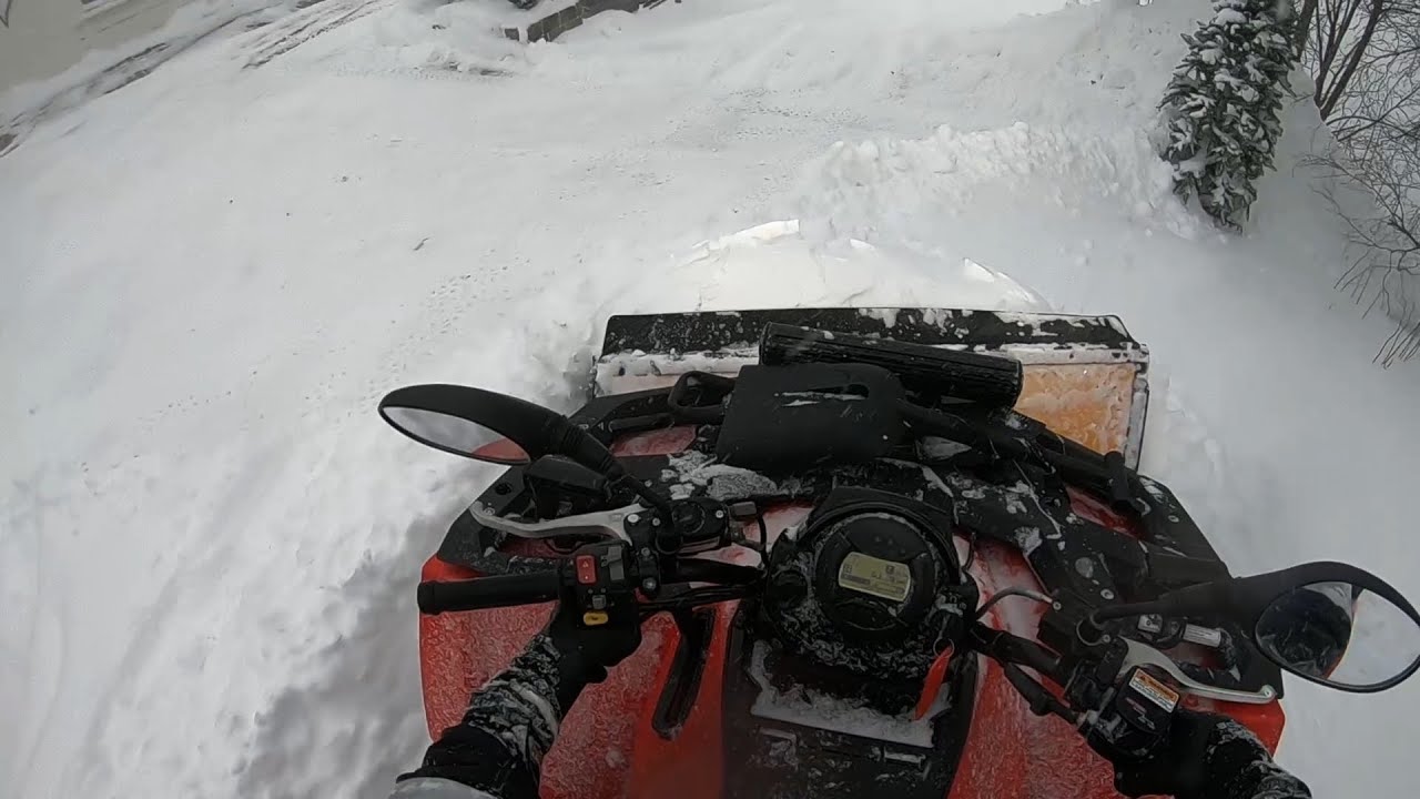 ATV Arctic Cat Alterra 700 snow plowing (POV)