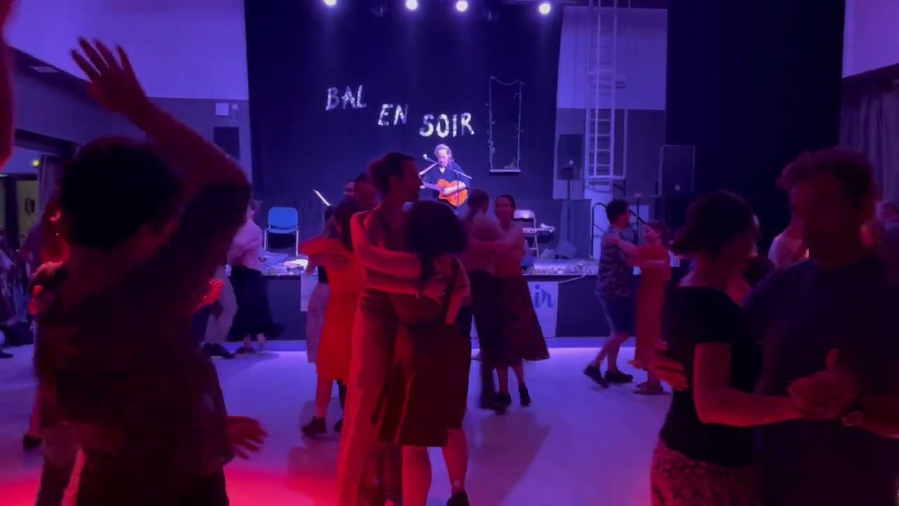 Bal en Soir - Monsieur Fruits (valse &agrave; 8 temps)