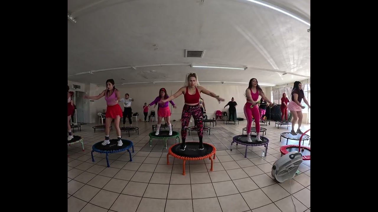 El Gusano - Dj Kuri - (Aly's Obsession Fitness) #bajadepeso #cardio #fitnessmotivation #trampoline