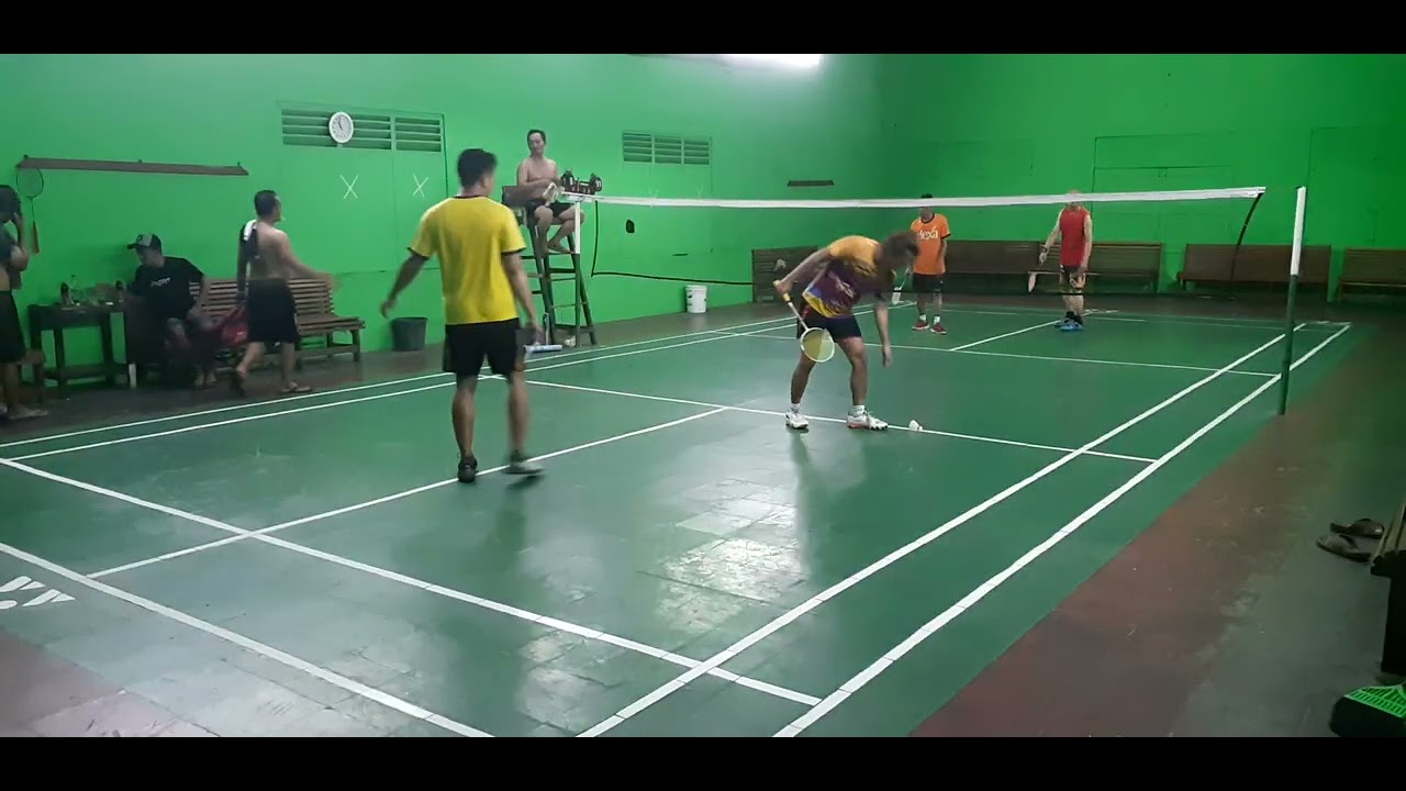 Hobi namplek sesi 4 gor kwarasan solobaru