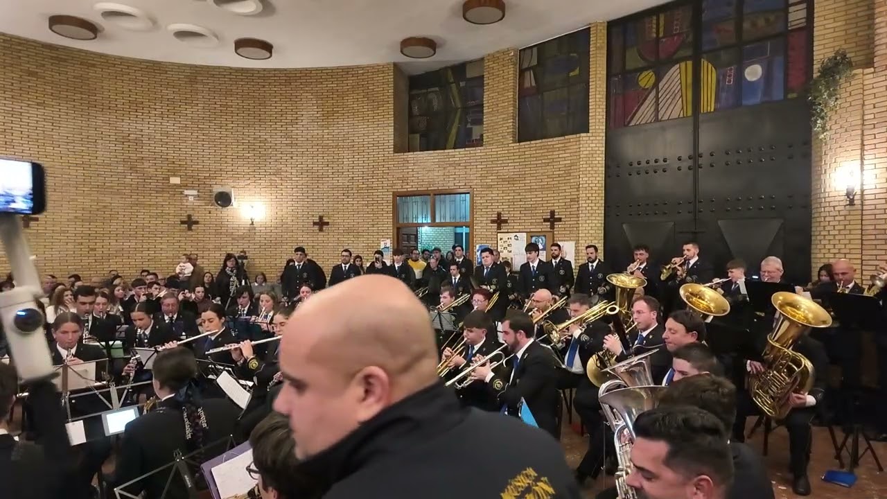 CONCIERTO EN HONOR AL XXXVI ANIVERSARIO DE LA BENDICION A NTRA SEÑORA DE LA CARIDAD  4/8